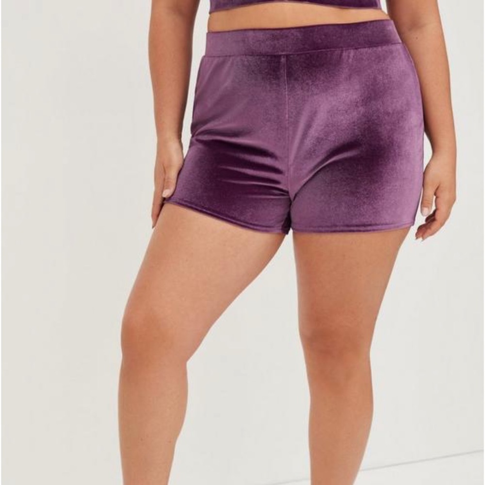 Torrid Lightly Lined Velour Scoop Bralette & High-Rise Shortie Panty - Picture 6 of 7